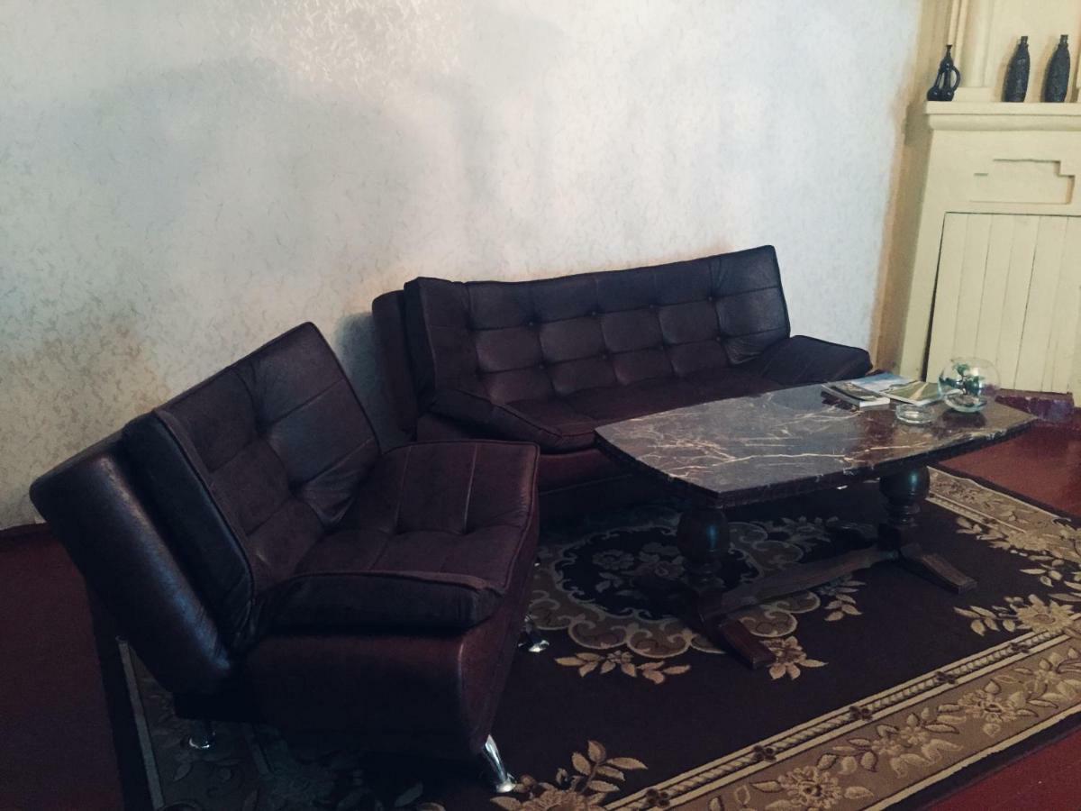 Butichi Guest House Chiatura Exterior foto